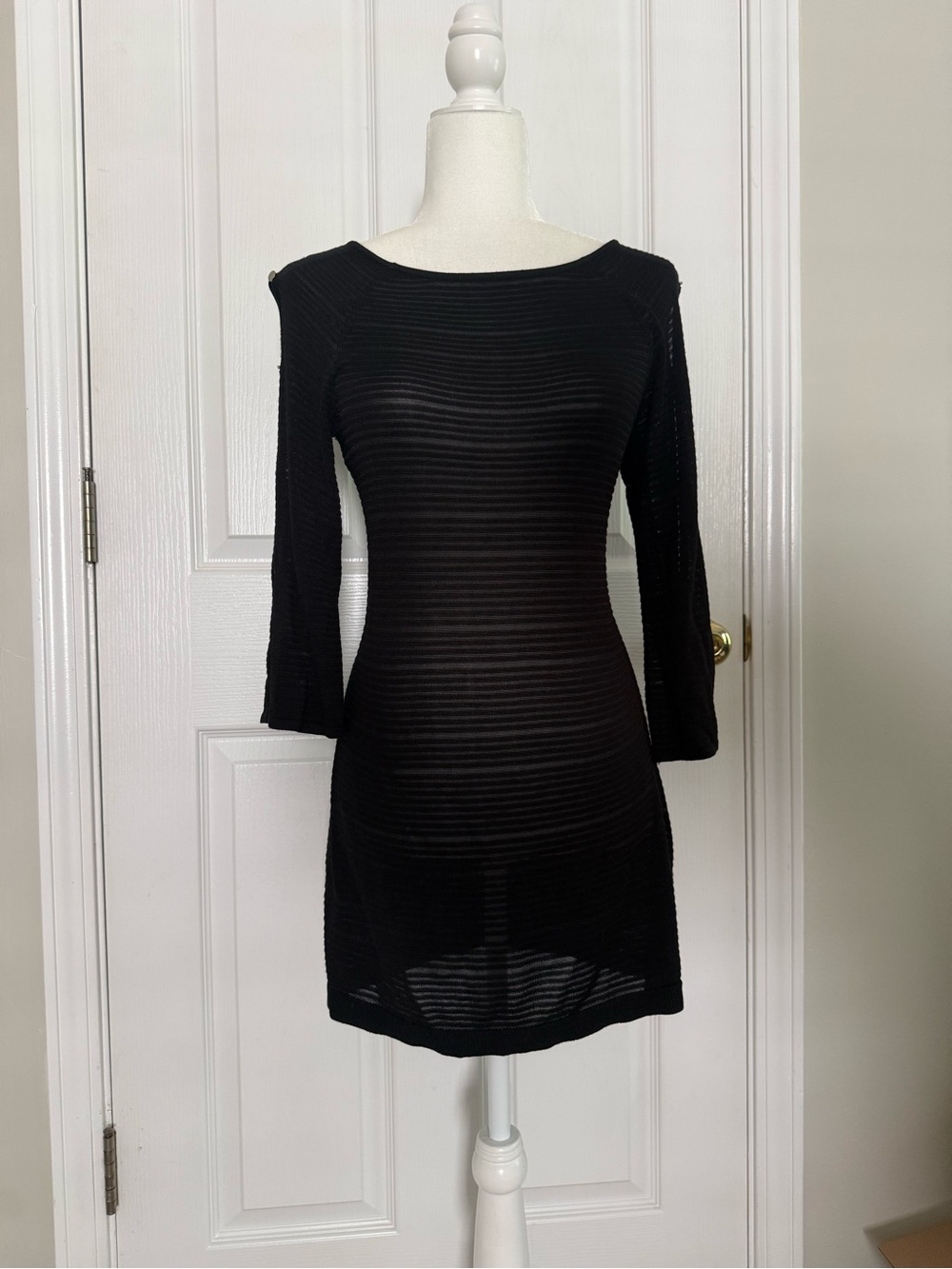 White House Black Market 3/4 Sleeve Black Dress - SzXS.